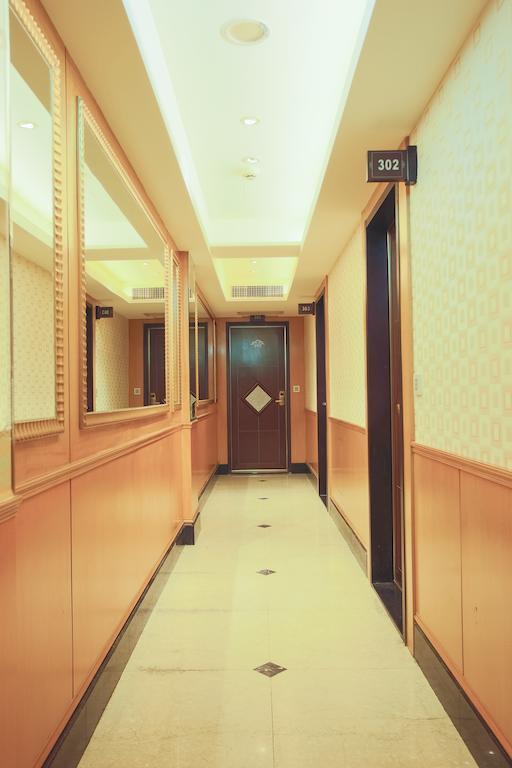 ベスト ラヴ ブティック ホテル 台北市 エクステリア 写真